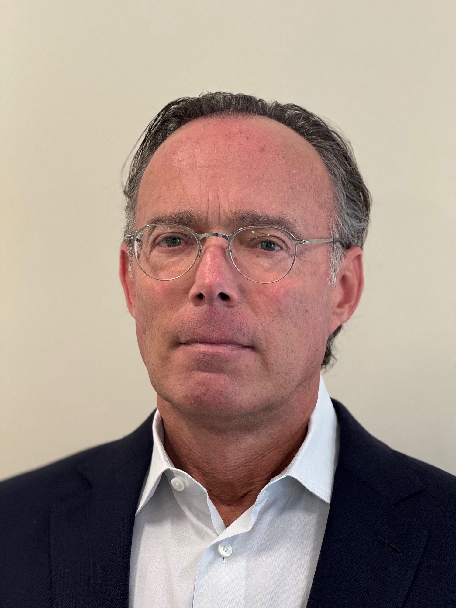 Carl Noble headshot
